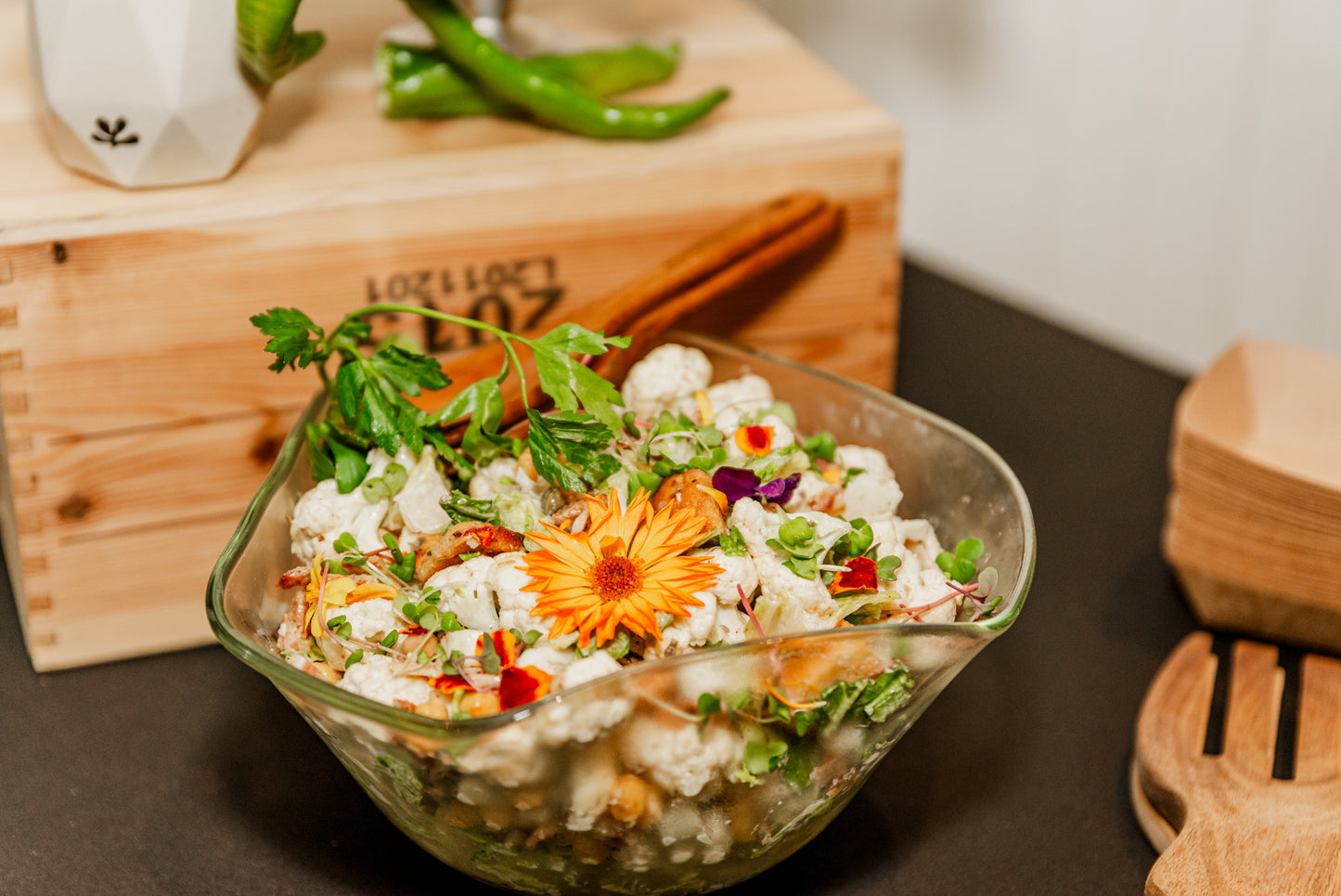 Buffet chaud | Choix de salade | Salade de choux-fleur à la César