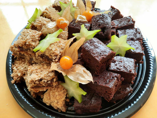 Mini carrés aux dattes et orange