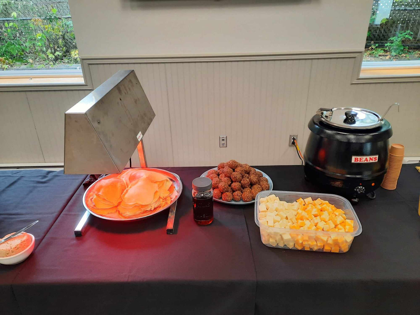 Brunch déjeuner | Buffet chaud LE DELUXE