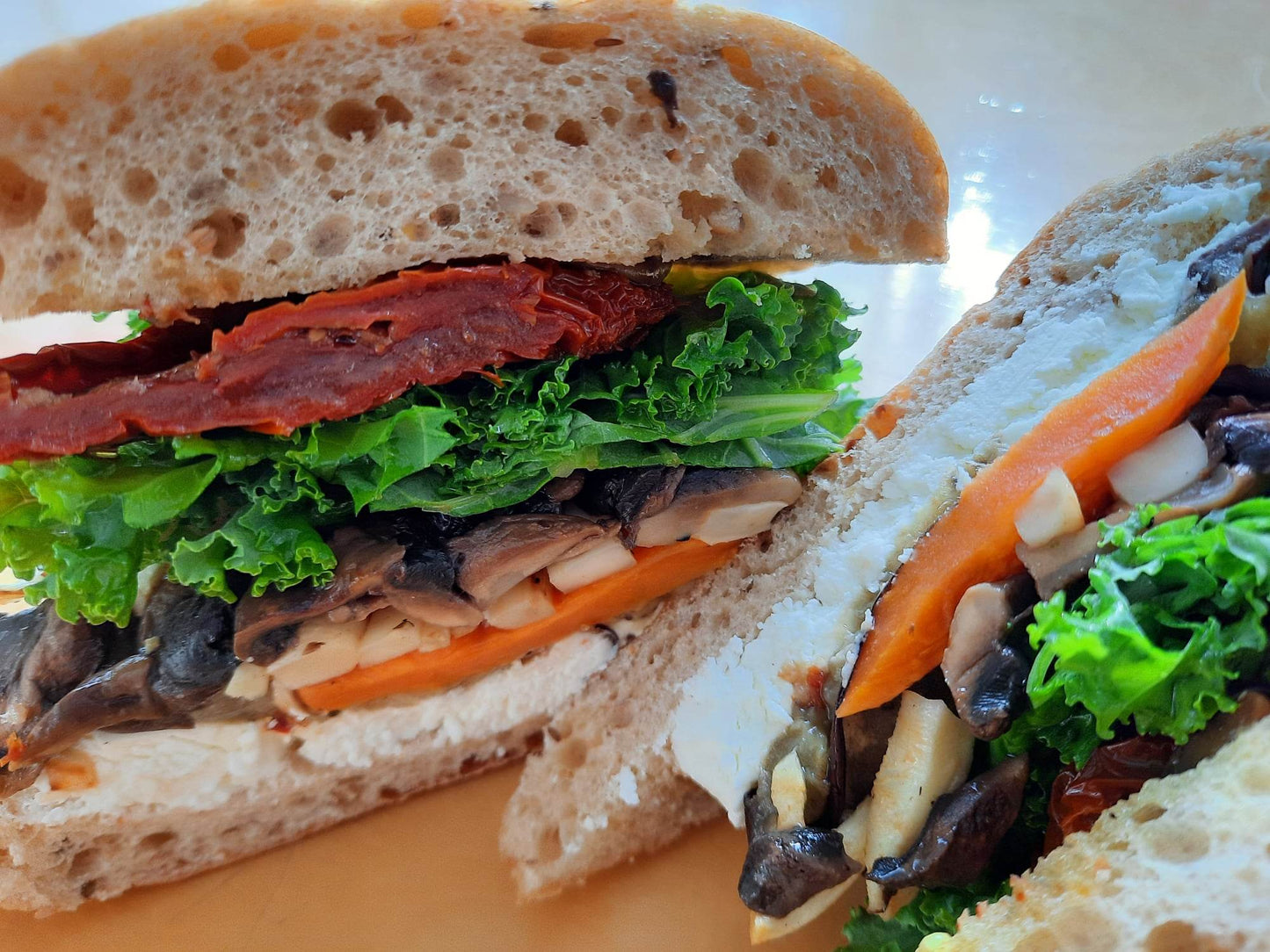 Buffet froid | Sandwich | Ciabatta au chèvre et légumes grillés