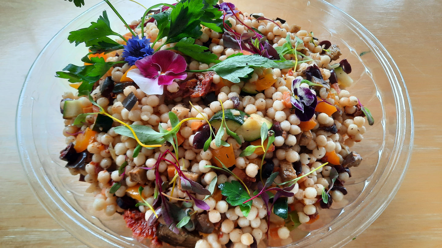 Gourmet buffet - Salad - Pearl couscous and grilled vegetables