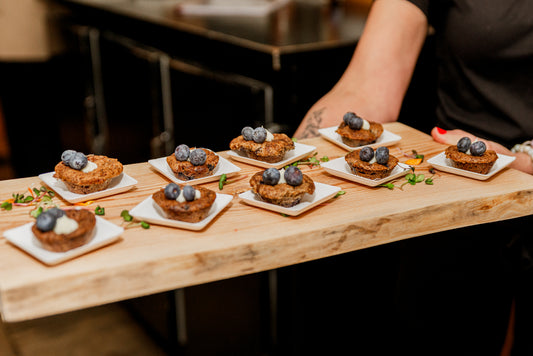 Cold bites | Mini blueberry, lavender and maple bites