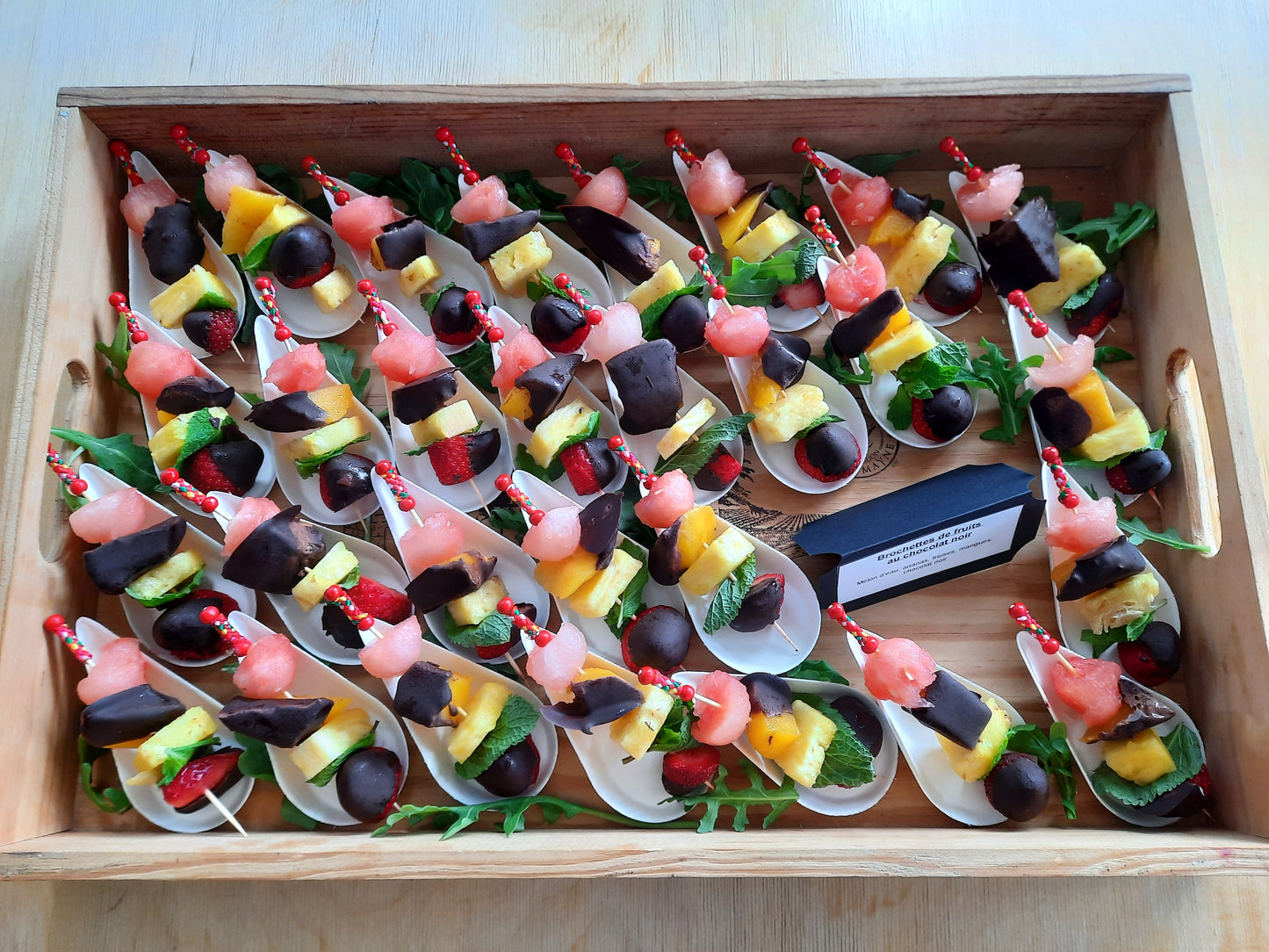 Special Jam your buffet | Seasonal fruit and dark chocolate skewers platter