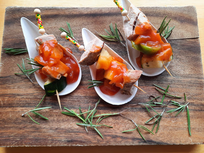 Bouchées chaudes | Brochettes de porc hawaïenne aigre-douce